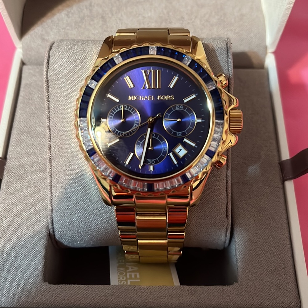 Michael Kors Oversized Everest Pavé Gold-Tone Watch